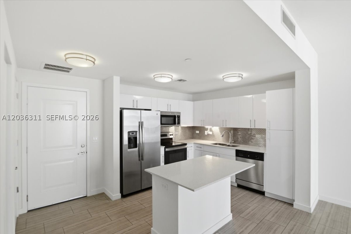 CIRC RESIDENCES CONDO - Residential