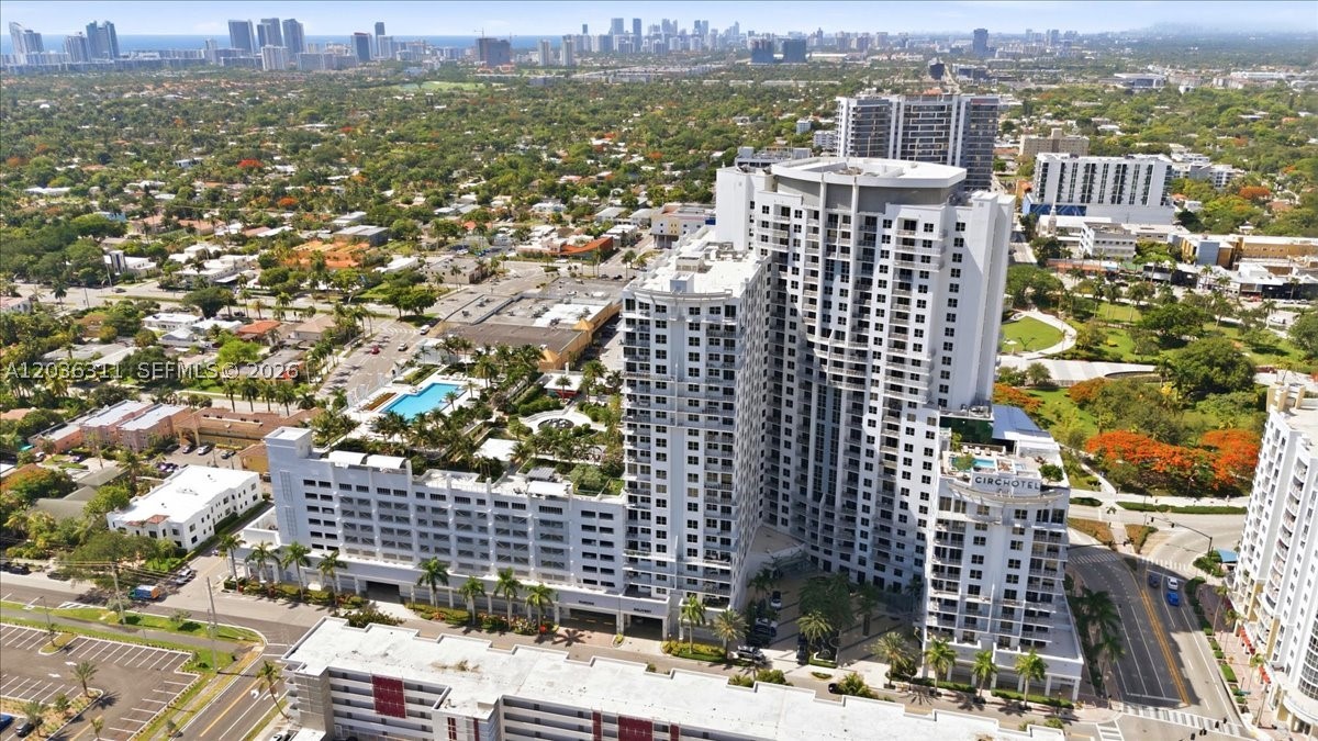 CIRC RESIDENCES CONDO - Residential