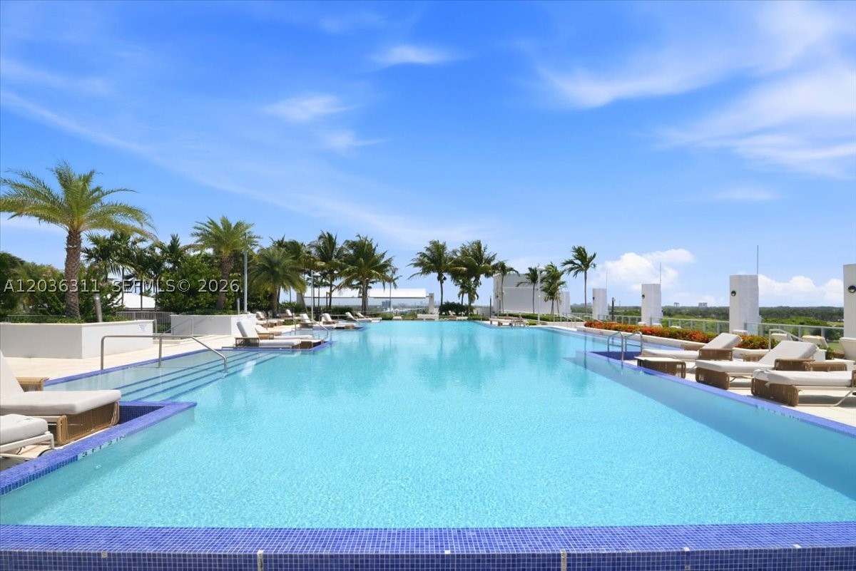CIRC RESIDENCES CONDO - Residential