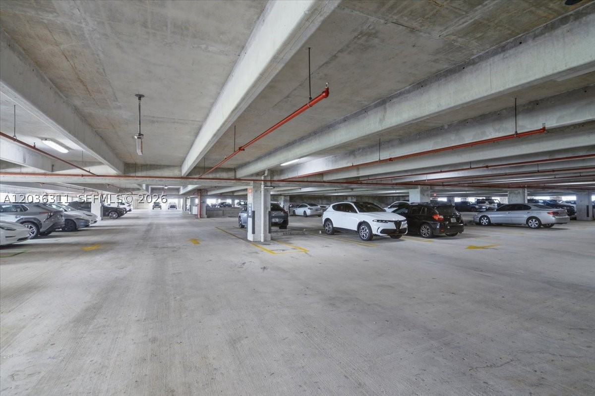 CIRC RESIDENCES CONDO - Residential
