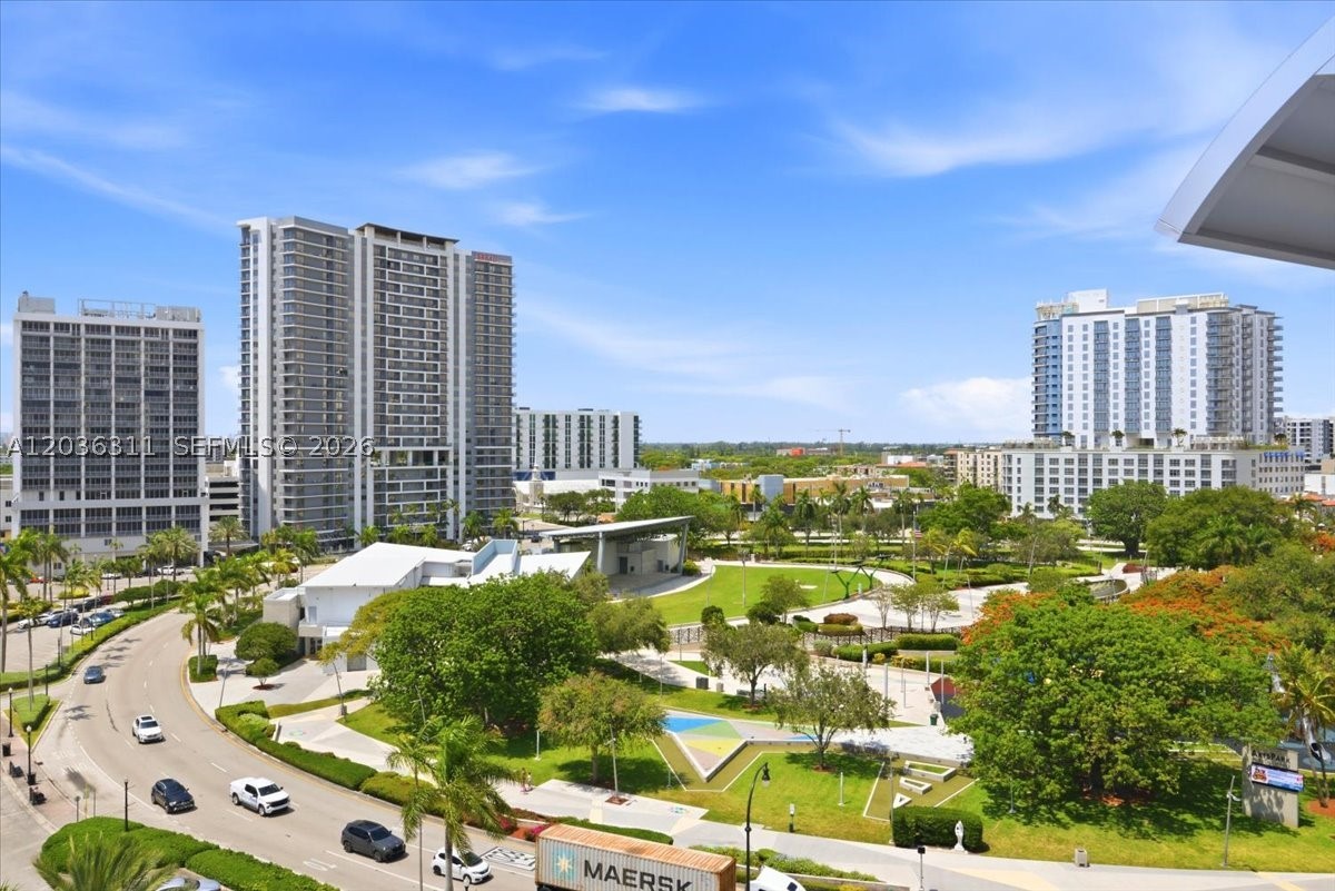 CIRC RESIDENCES CONDO - Residential