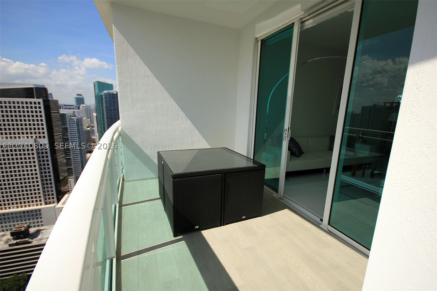 THE PLAZA 851 BRICKELL CO - Residential