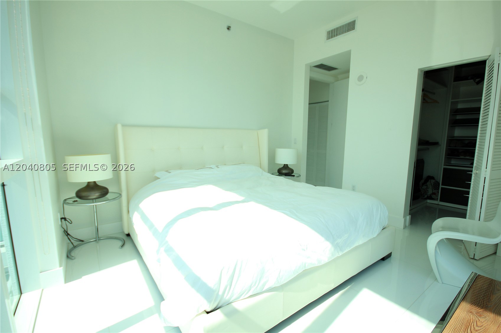 THE PLAZA 851 BRICKELL CO - Residential