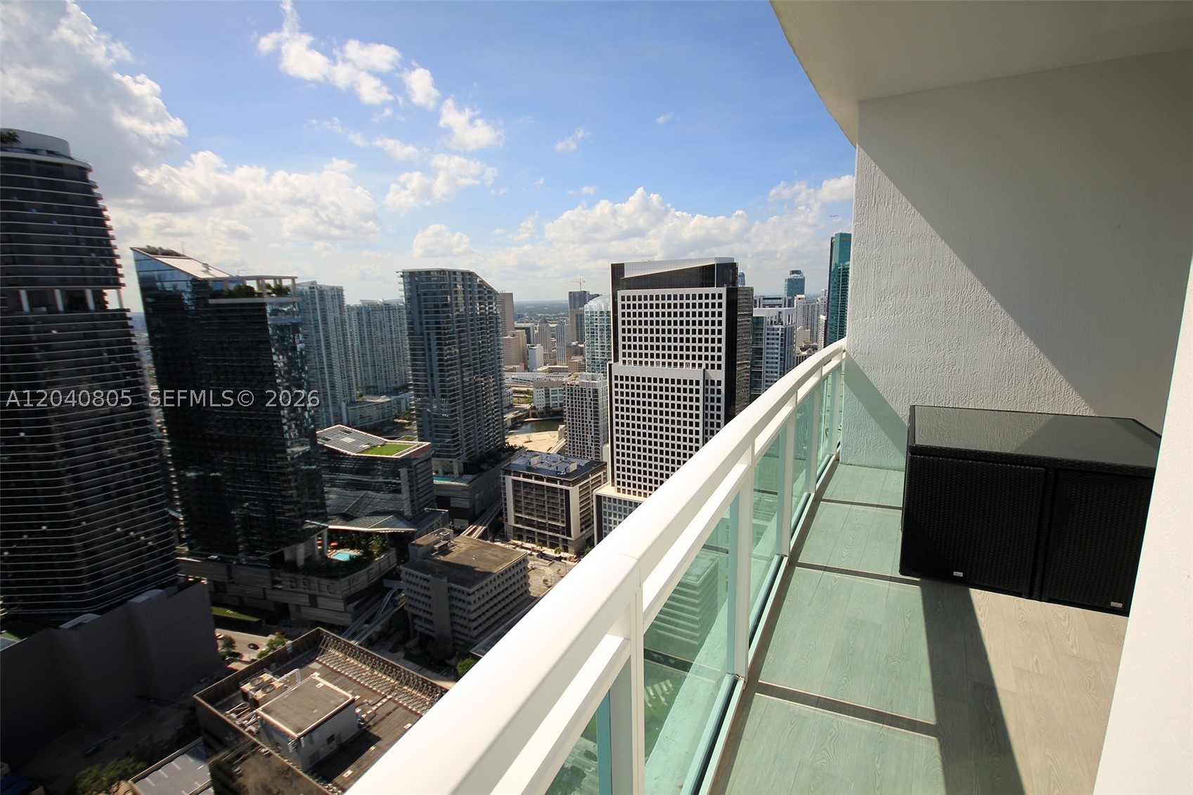 THE PLAZA 851 BRICKELL CO - Residential