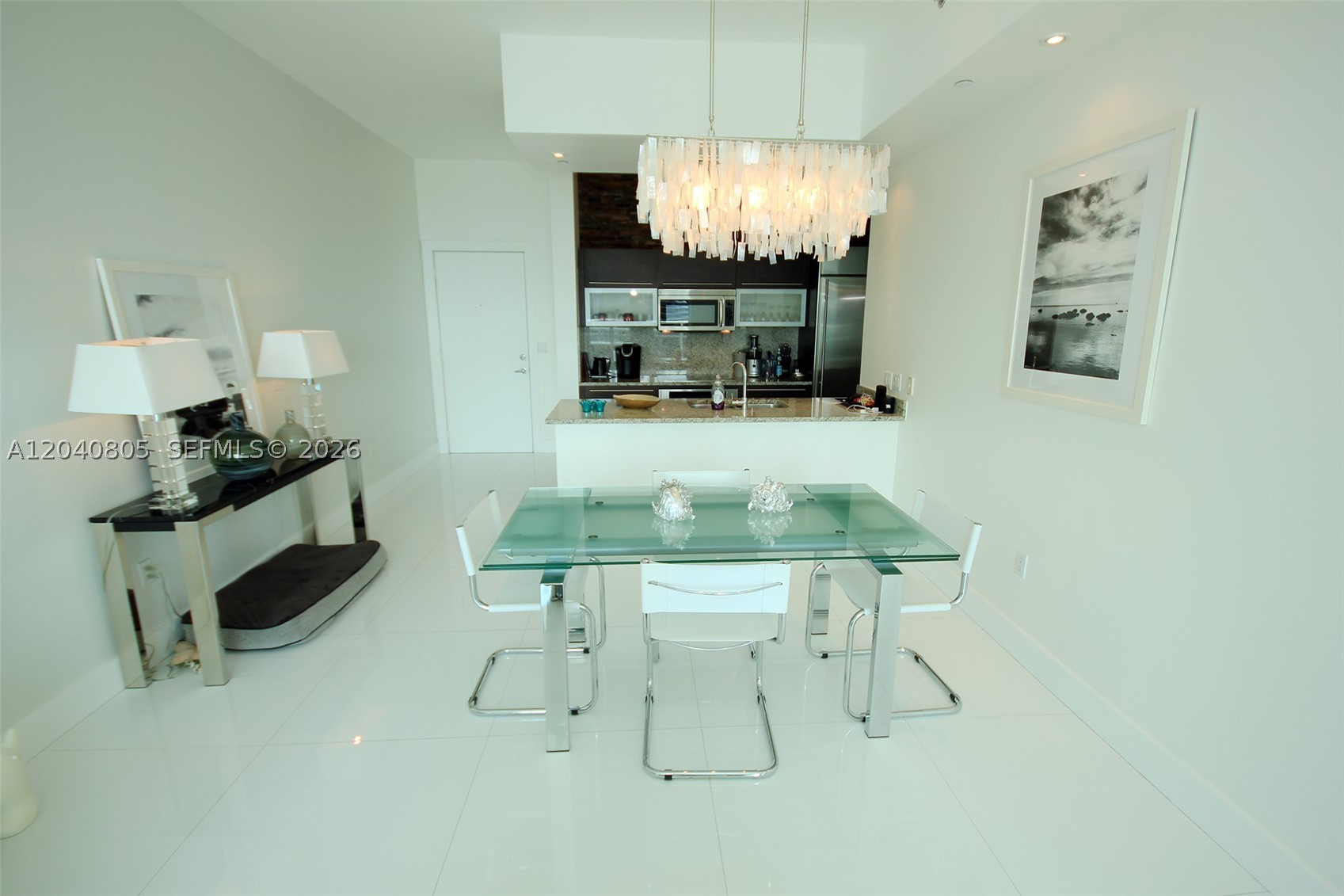 THE PLAZA 851 BRICKELL CO - Residential