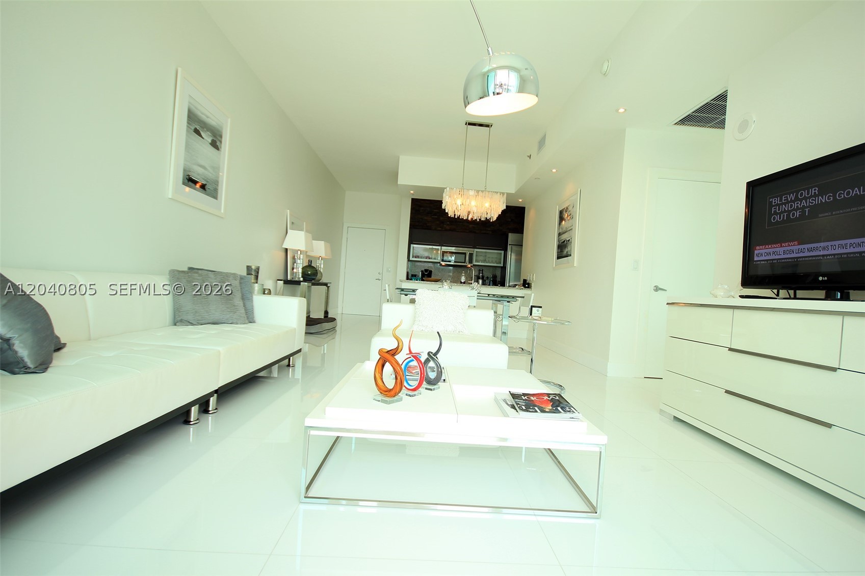 THE PLAZA 851 BRICKELL CO - Residential