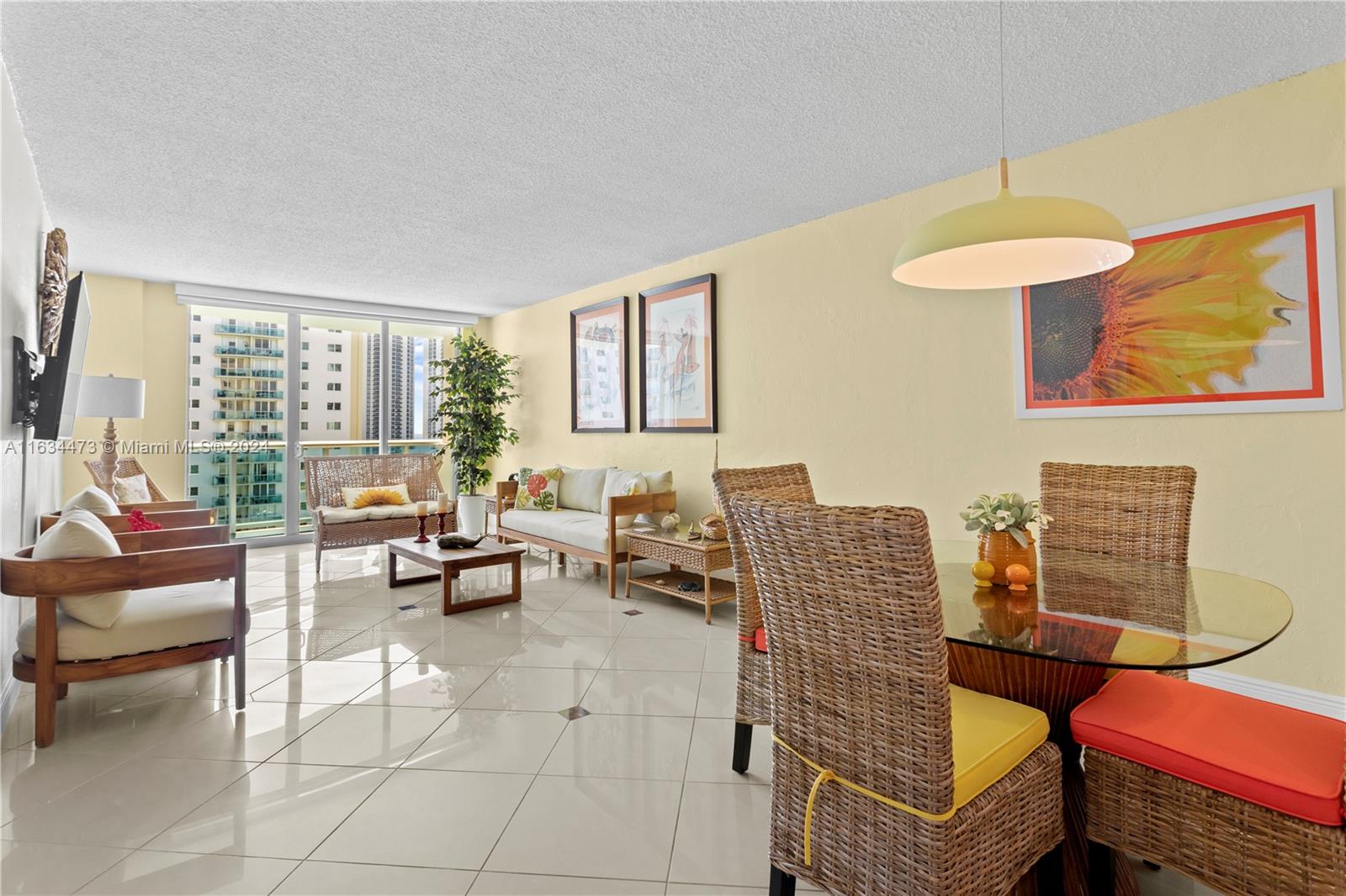 OCEANVIEW BUILDING A COND - Residential Lease