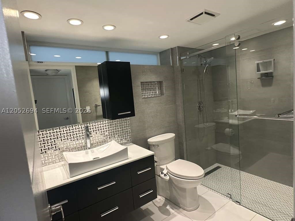 NIRVANA CONDO NO FOUR CON - Residential Lease