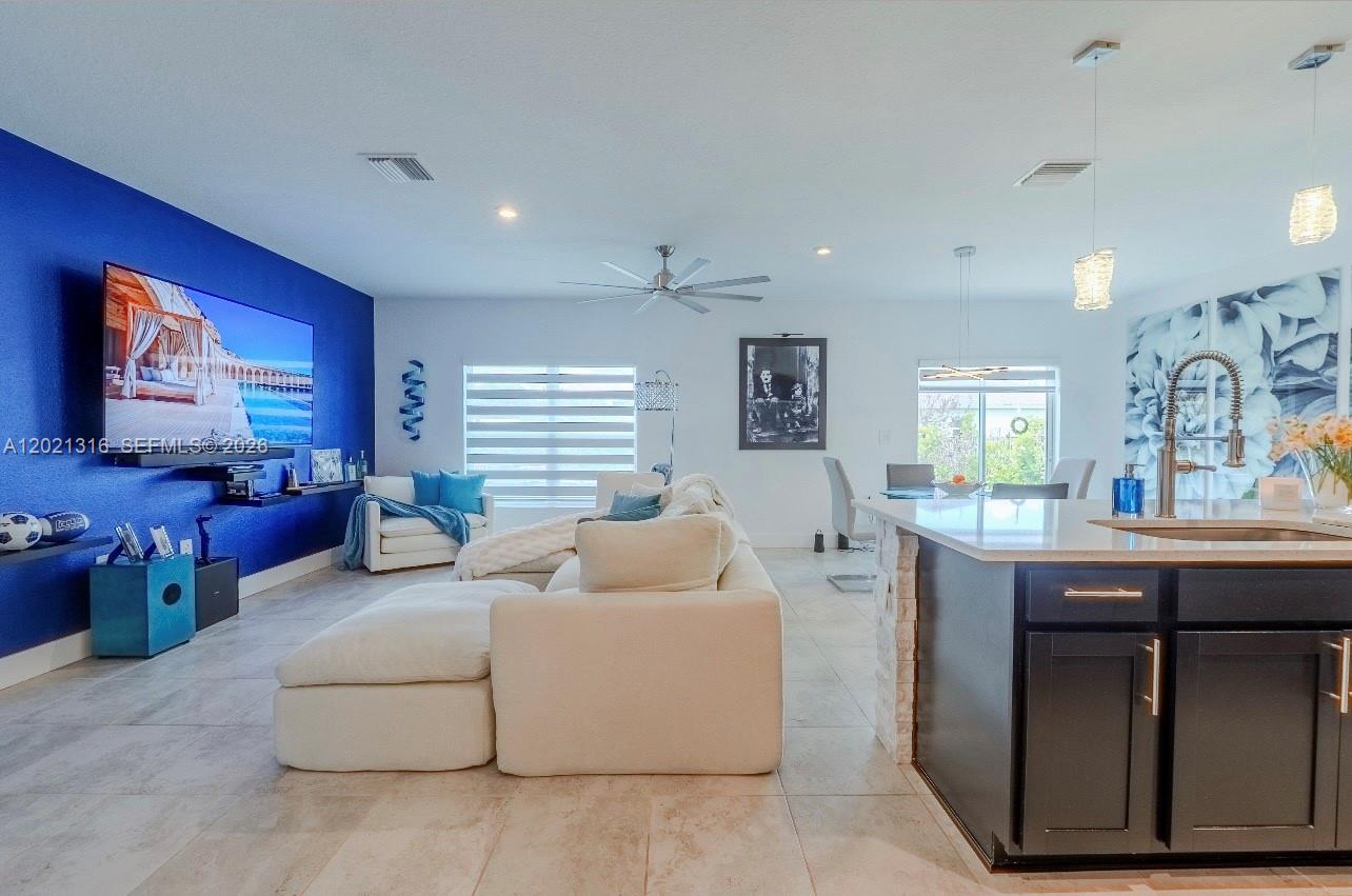 AVALON CROSSING - Residential