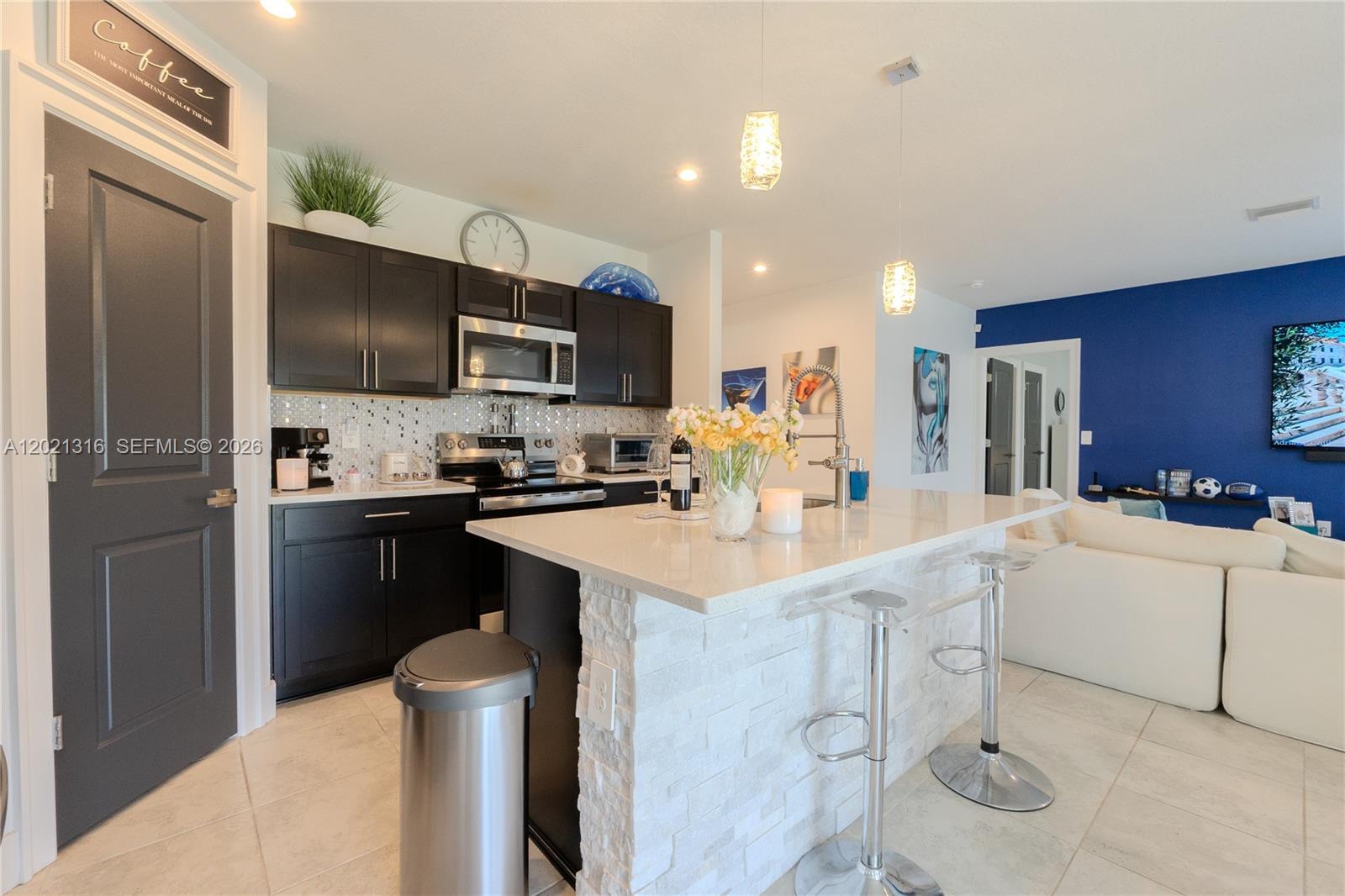 AVALON CROSSING - Residential