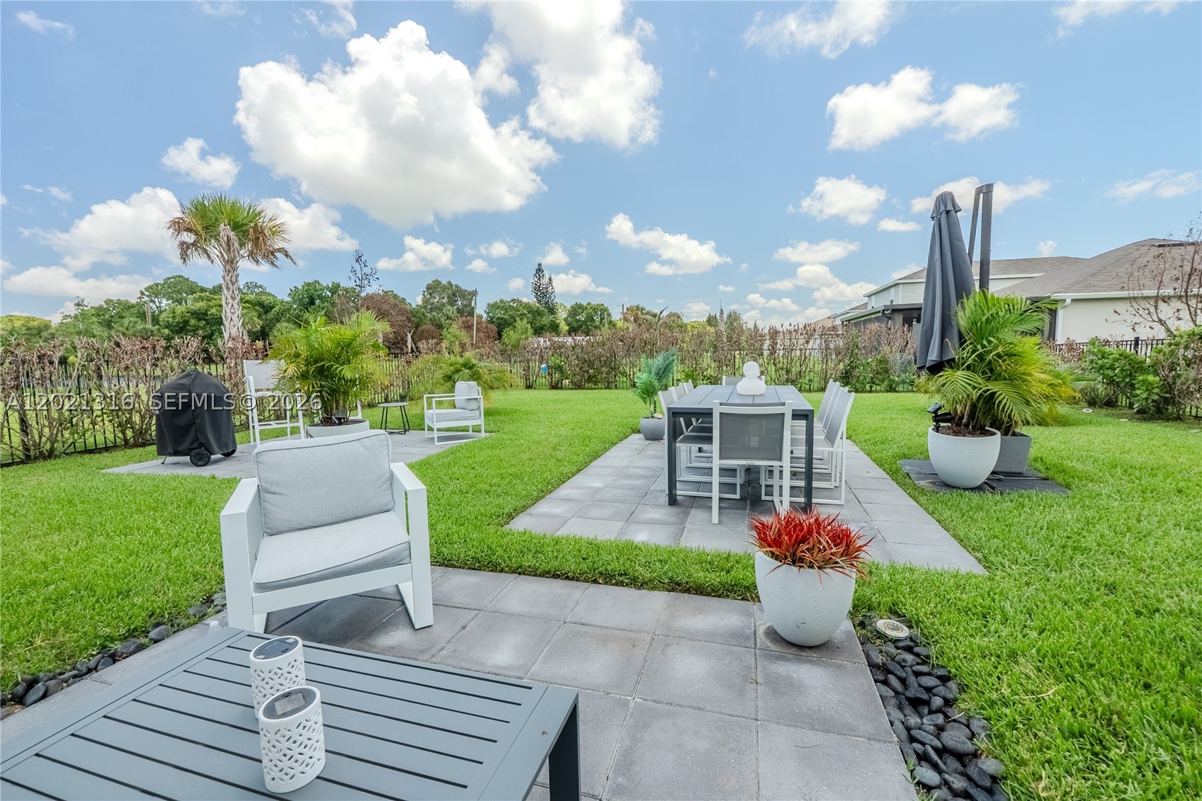 AVALON CROSSING - Residential