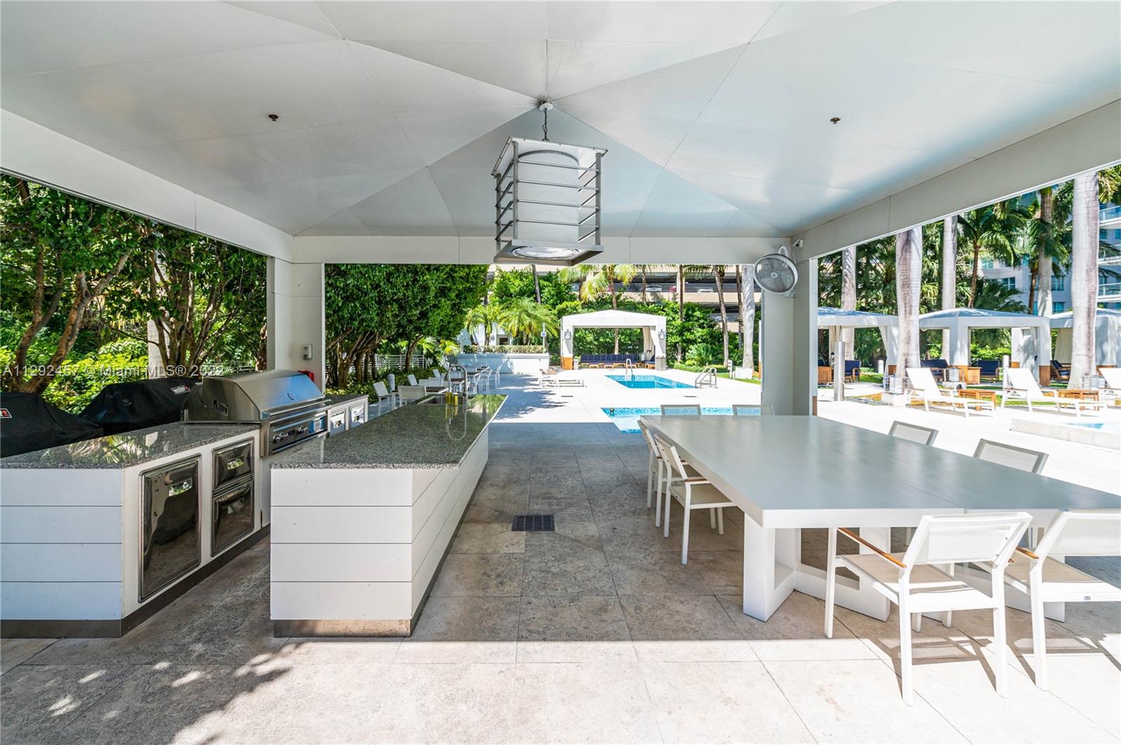 GROVENOR HOUSE CONDO - Residential