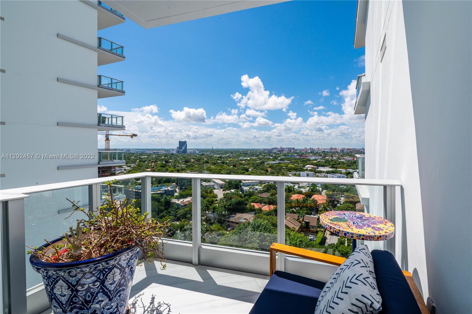 GROVENOR HOUSE CONDO - Residential