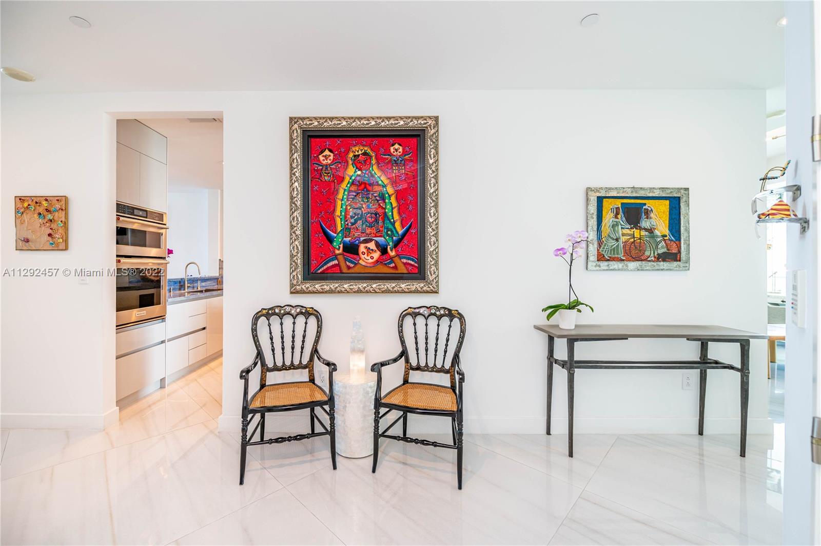 GROVENOR HOUSE CONDO - Residential