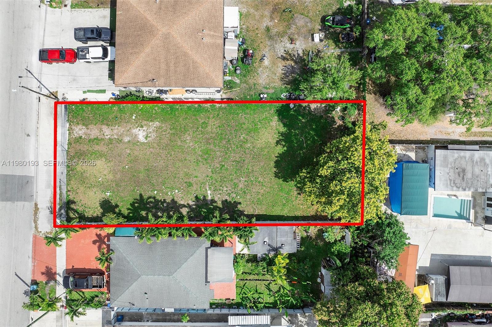 HIALEAH HEIGHTS - Land
