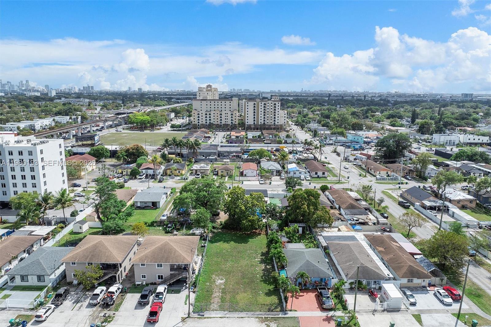 HIALEAH HEIGHTS - Land