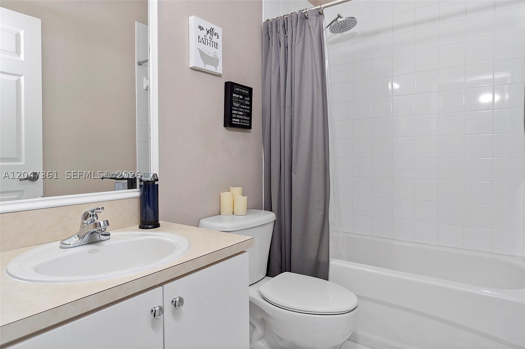 CENTURY GARDENS VILLAS - Residential Lease