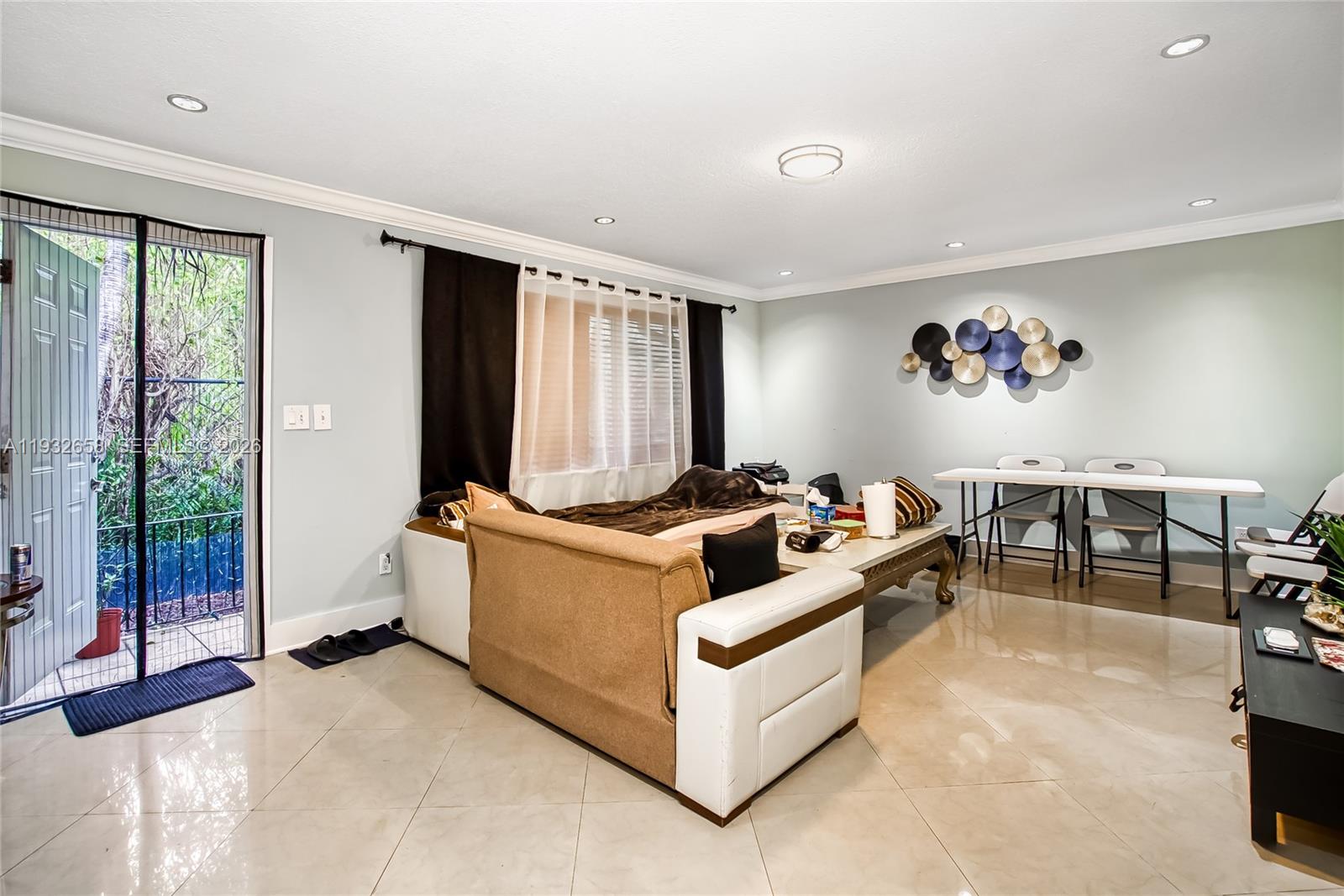 ELSINORE BEACH BOULEVARD - Residential Income