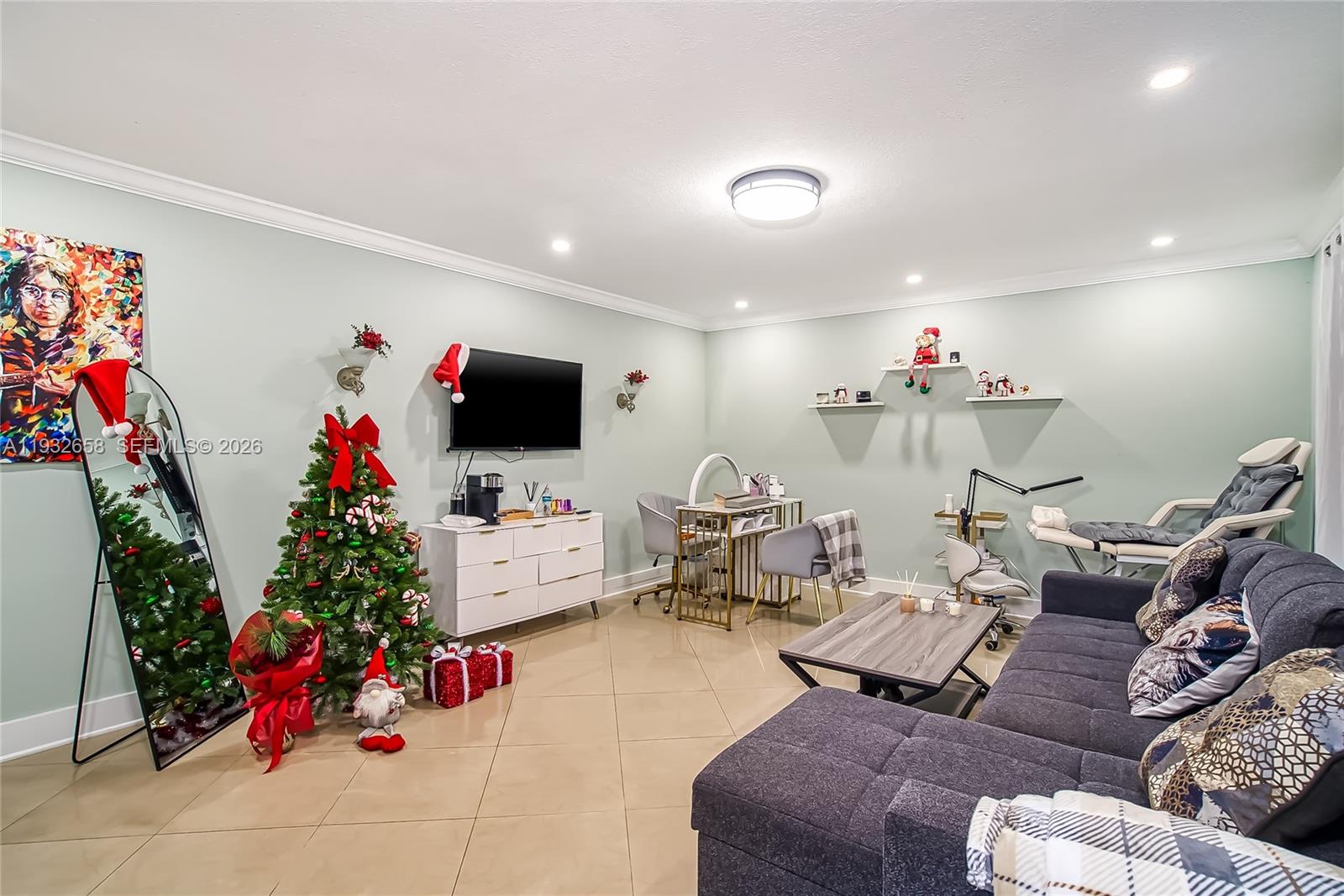 ELSINORE BEACH BOULEVARD - Residential Income