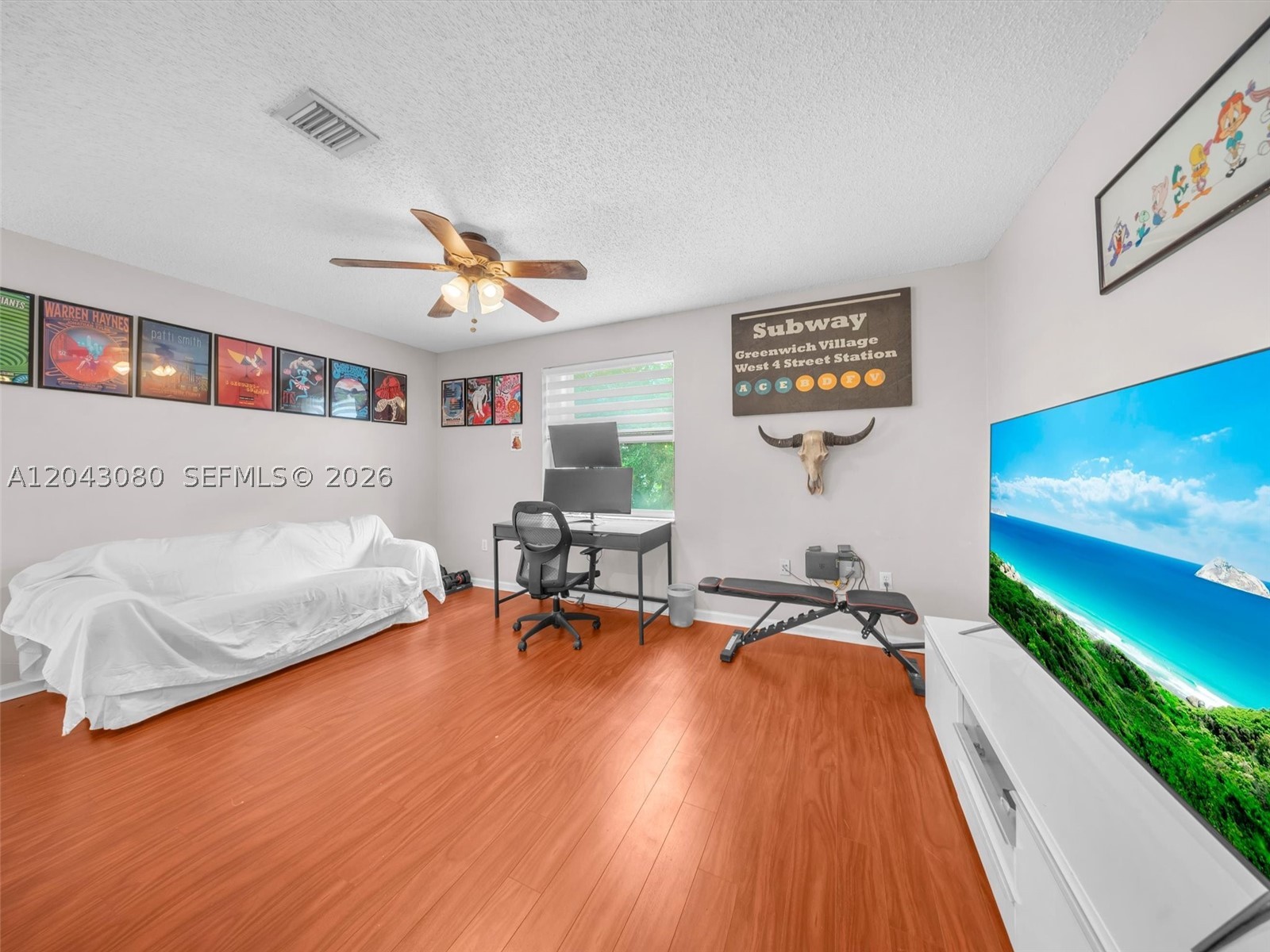 RIVIERA ISLES/CAPRI - Residential