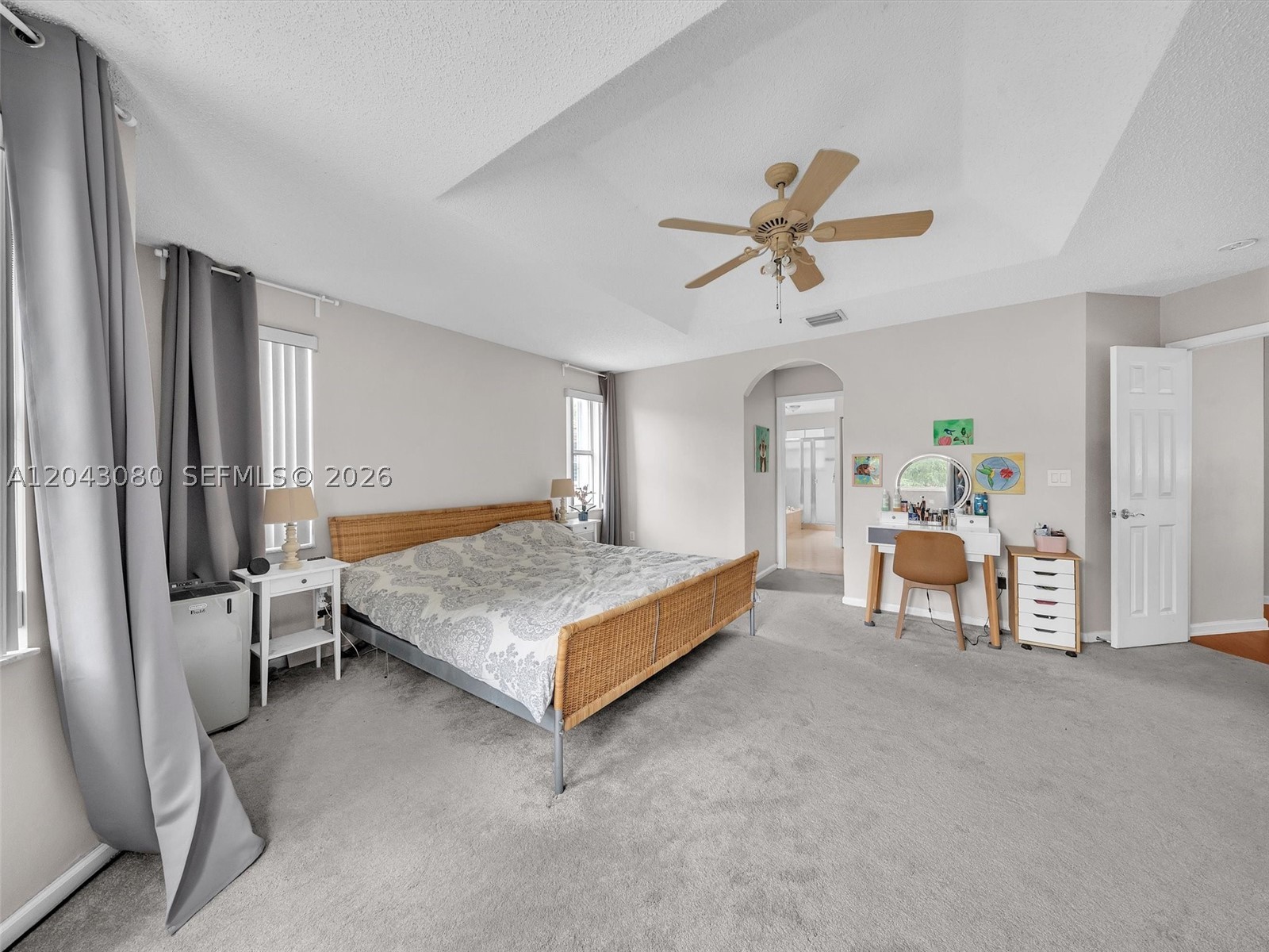 RIVIERA ISLES/CAPRI - Residential