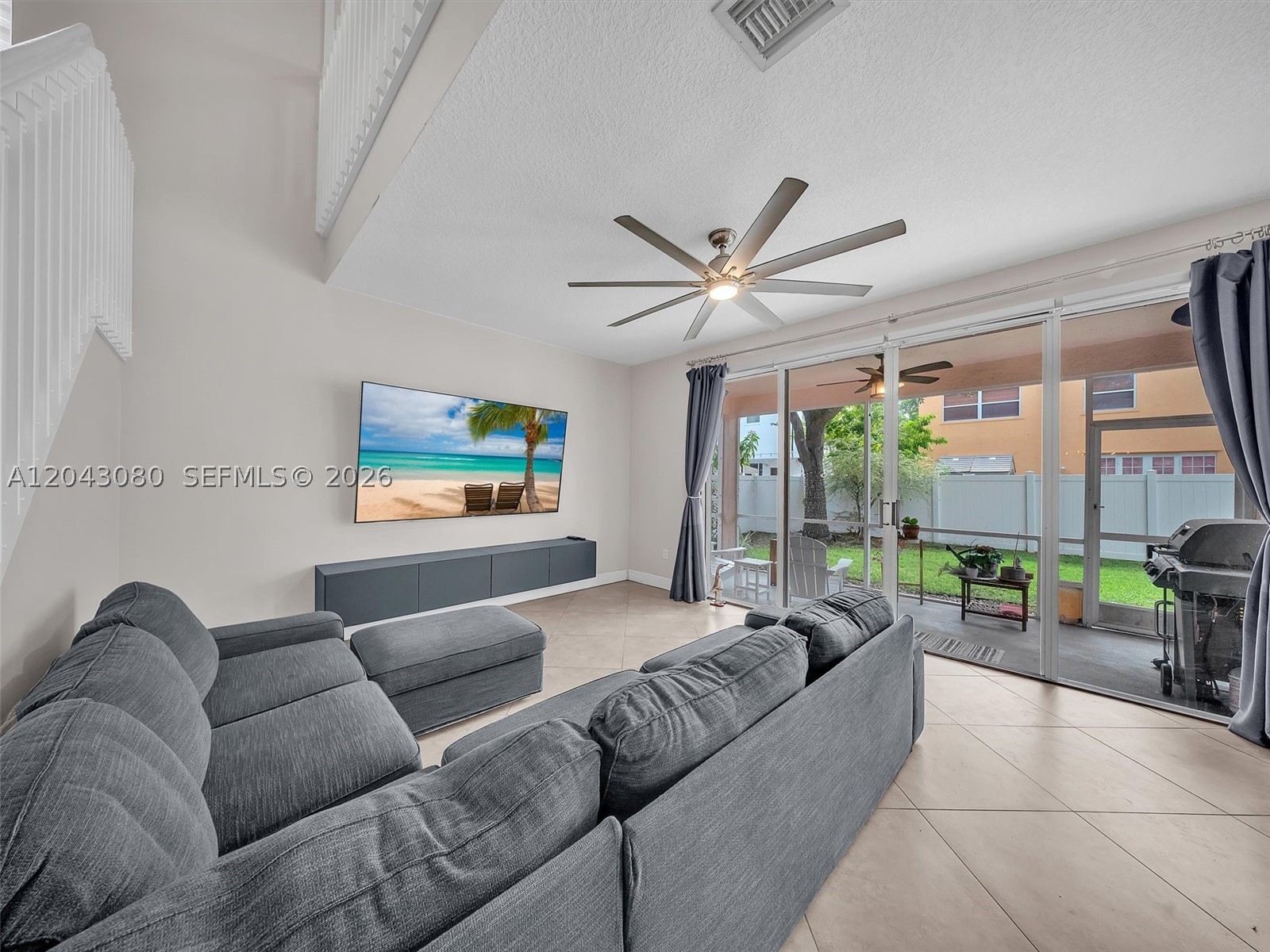 RIVIERA ISLES/CAPRI - Residential