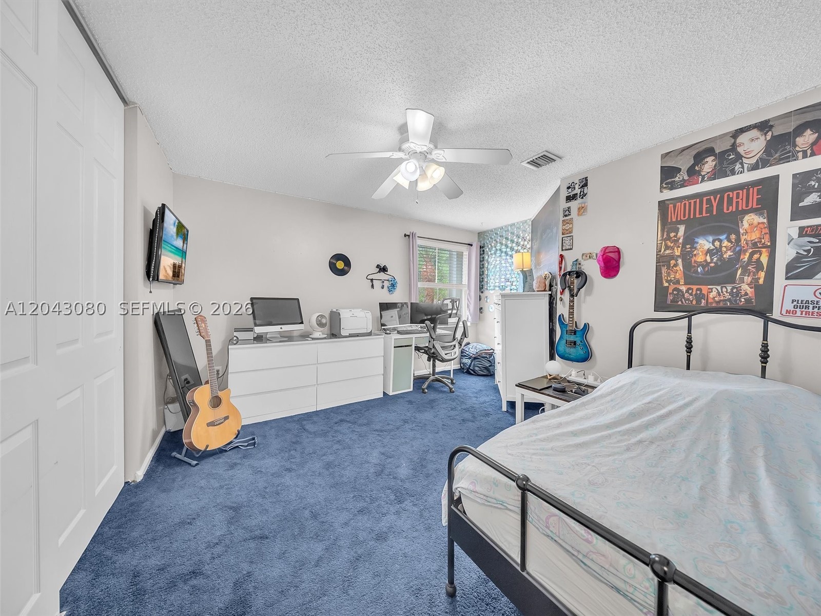 RIVIERA ISLES/CAPRI - Residential