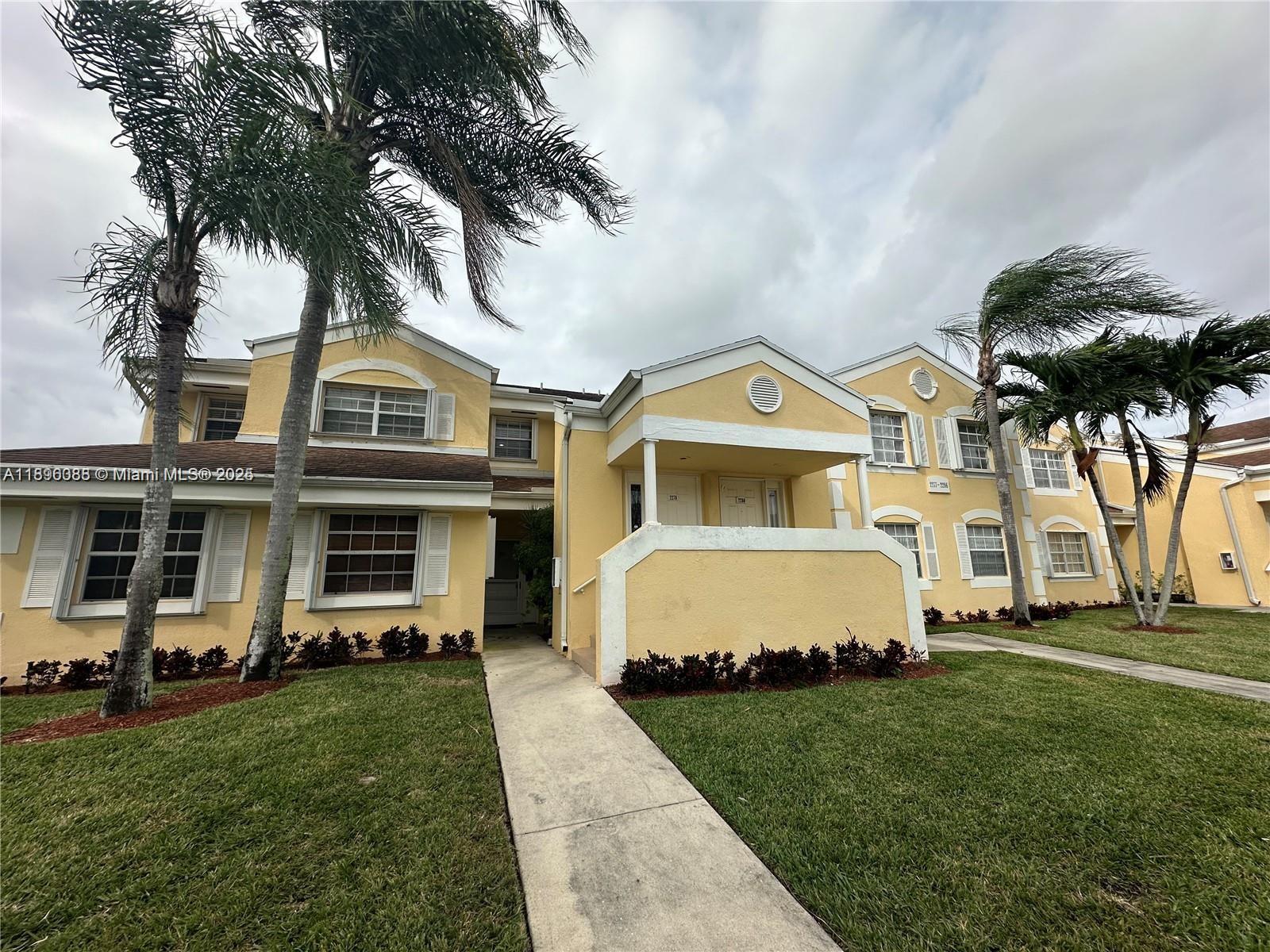 KEYS GATE CONDO NO SEVEN - Residential