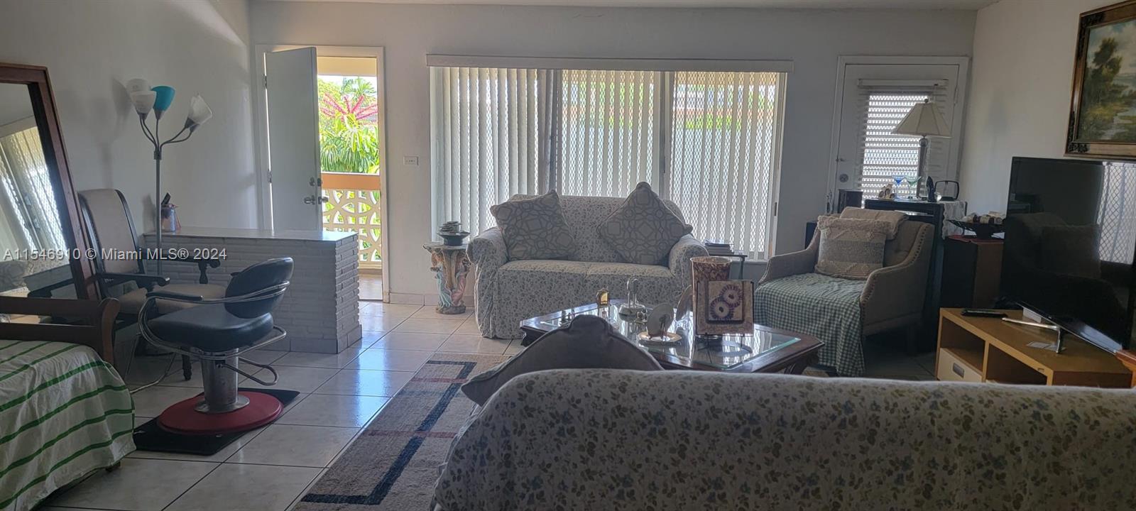 SUTTON HOUSE CONDO - Residential