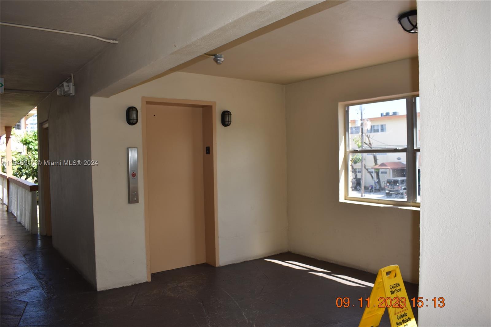 SUTTON HOUSE CONDO - Residential