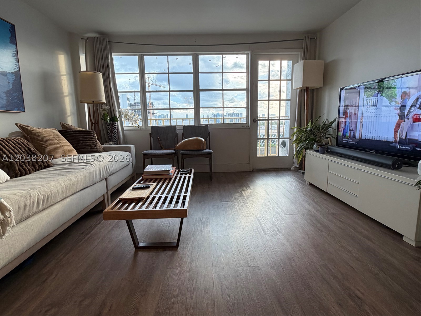 JAMES CENTRAL TOWERS COND - Residential Lease