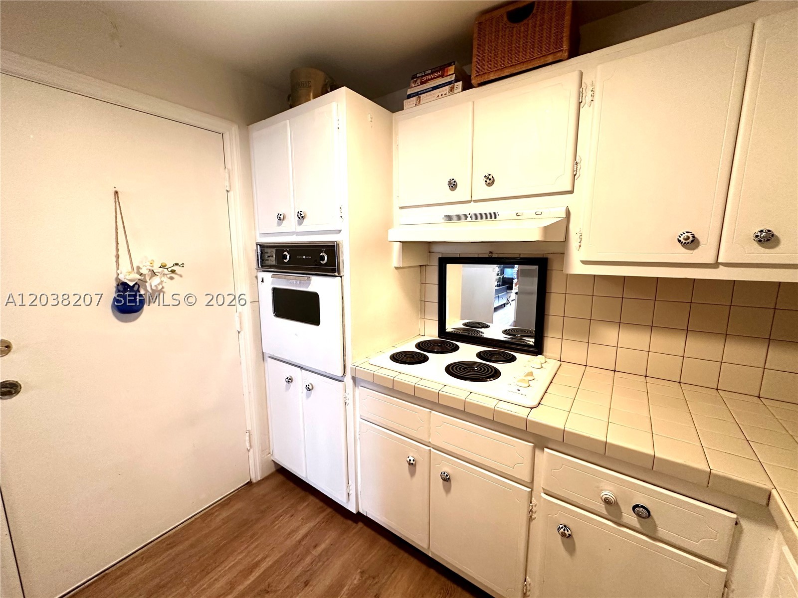 JAMES CENTRAL TOWERS COND - Residential Lease