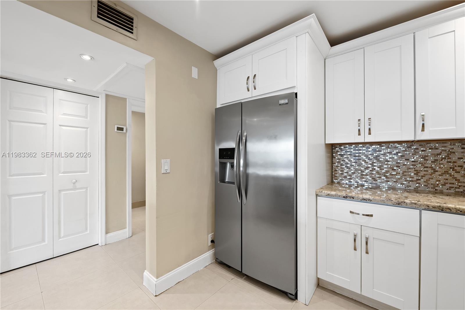 SECOND GULFSTREAM GARDEN - Residential Lease