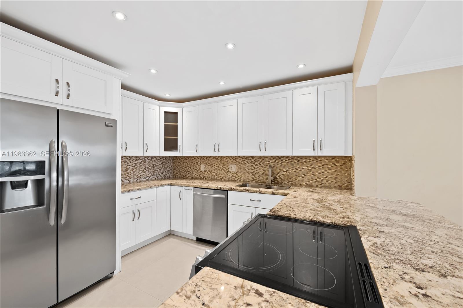 SECOND GULFSTREAM GARDEN - Residential Lease