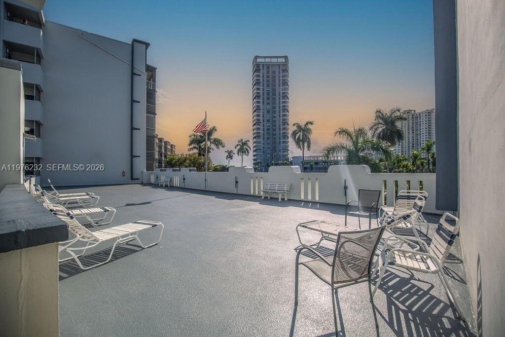 FAIRWAYS RIVIERA CONDO - Residential