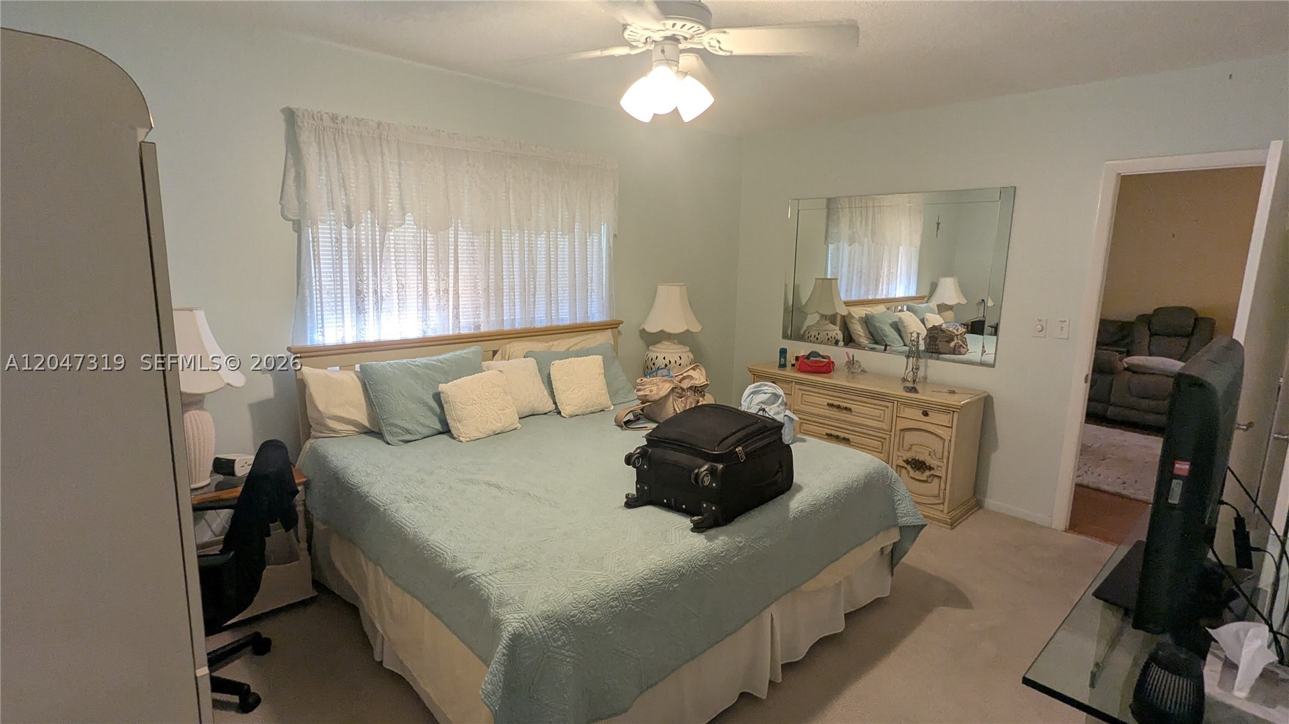 ORIOLE GARDENS THREE 70 C - Residential