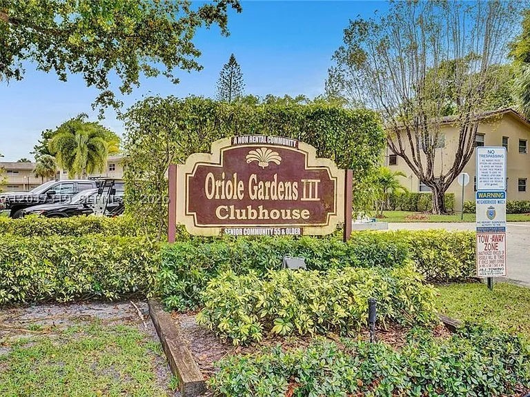 ORIOLE GARDENS THREE 70 C - Residential