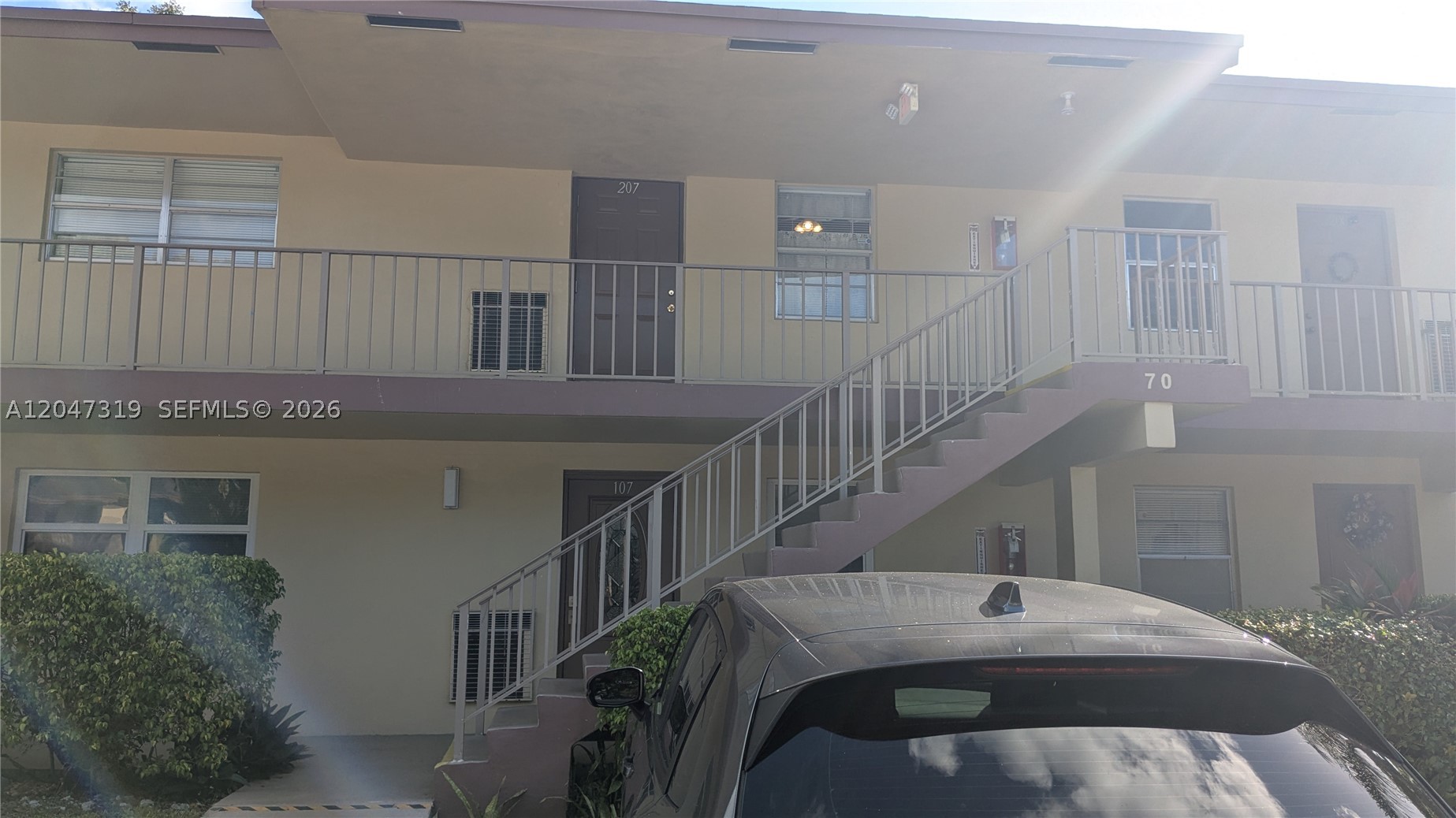 ORIOLE GARDENS THREE 70 C - Residential