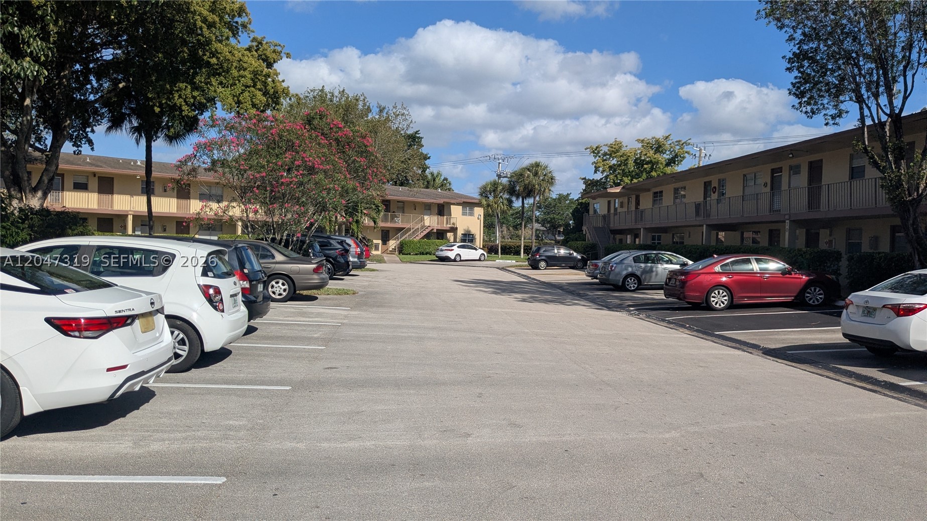 ORIOLE GARDENS THREE 70 C - Residential