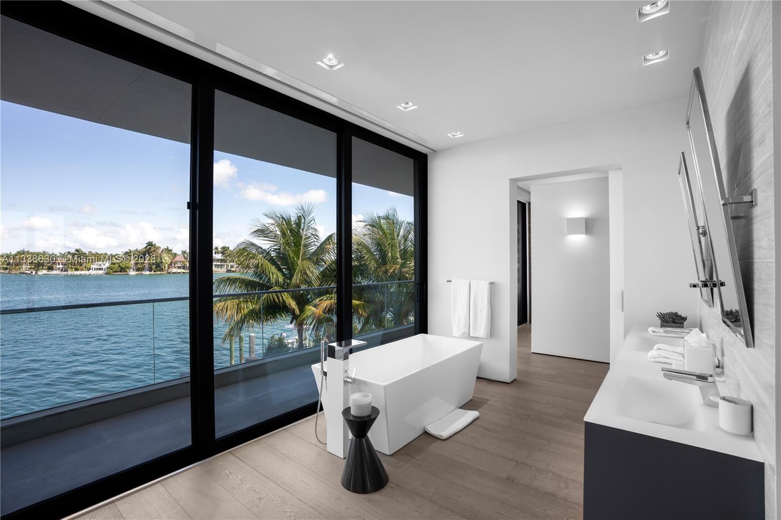 HIBISCUS ISLAND - Residential