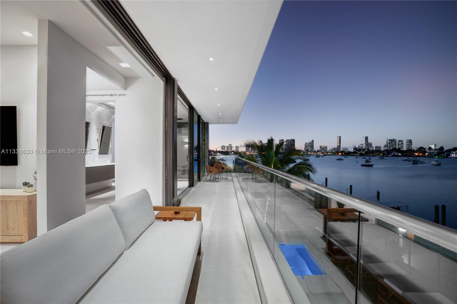 HIBISCUS ISLAND - Residential