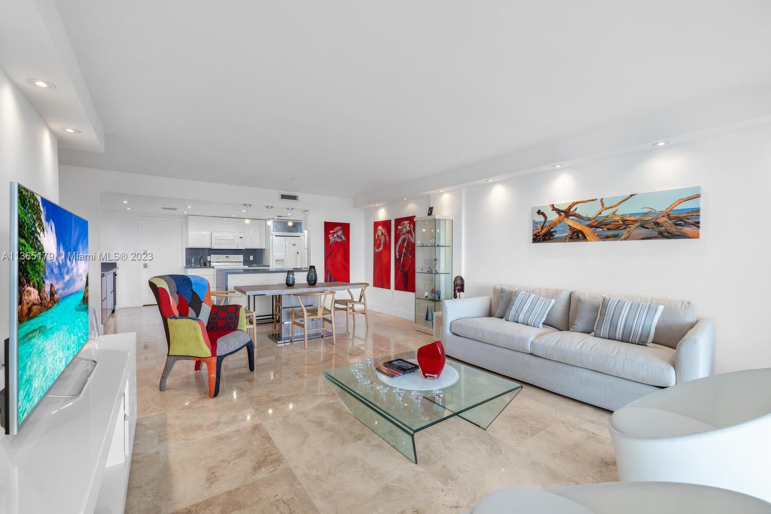 COMMODORE CLUB WEST CONDO - Residential Lease