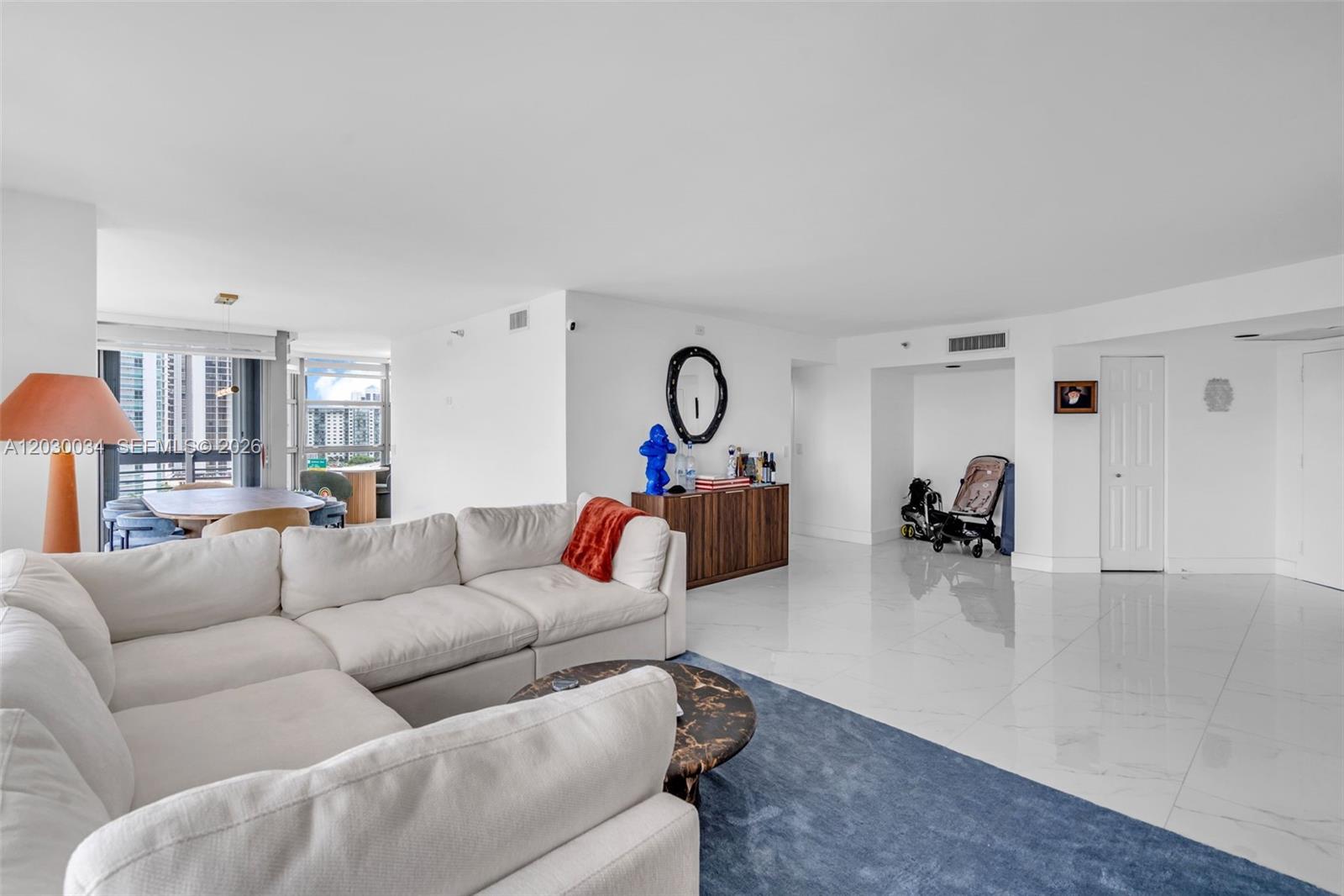 MYSTIC POINTE TOWER 400 C - Residential