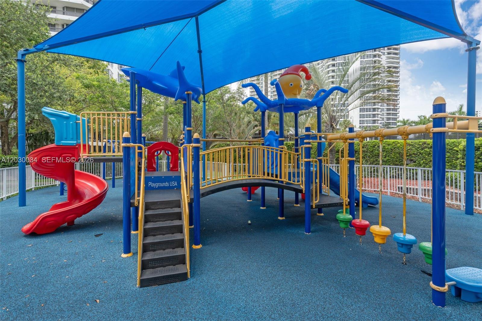MYSTIC POINTE TOWER 400 C - Residential