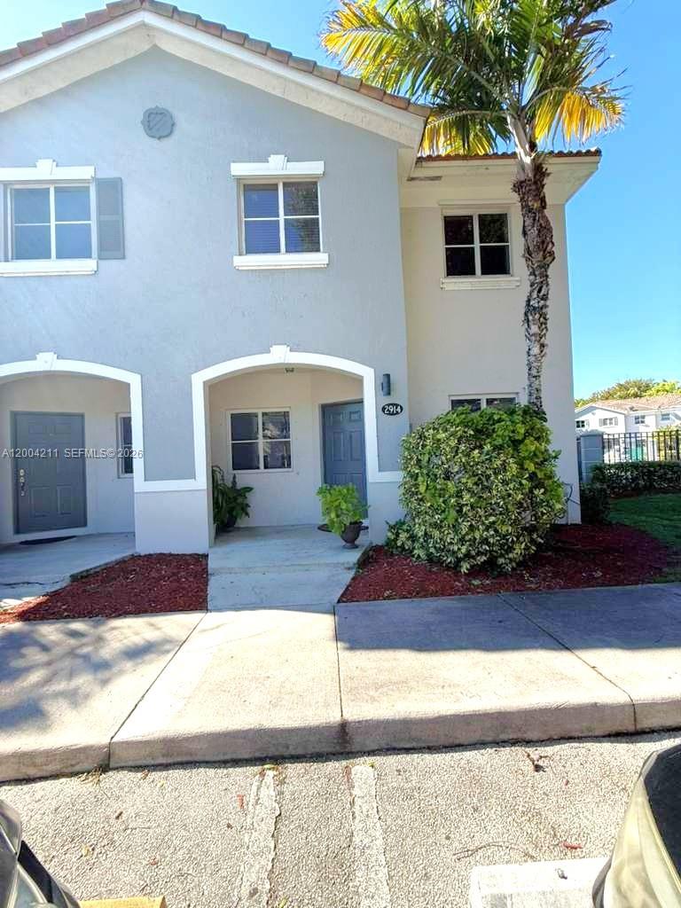 VENETIA GROVE - Residential