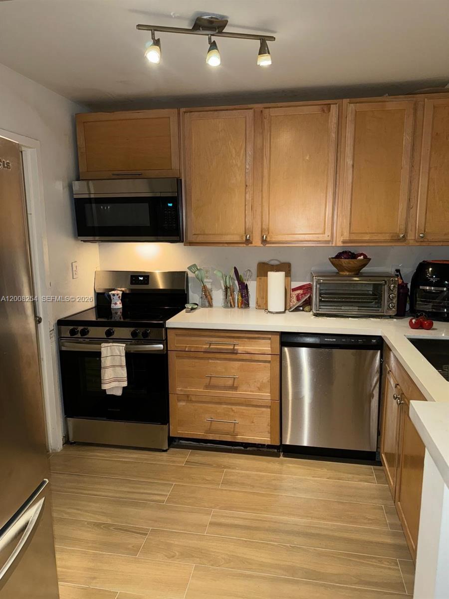 MIAMI SHORES CONDO - Residential