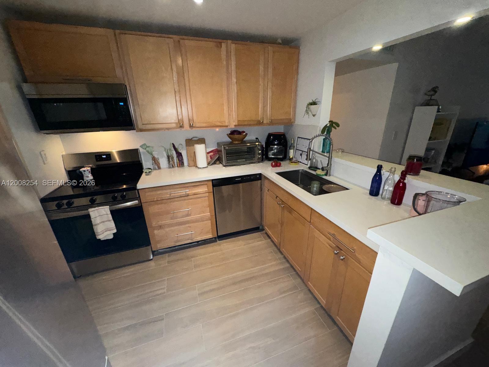 MIAMI SHORES CONDO - Residential