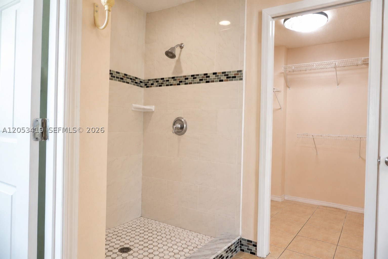 HAINES LAKE ESTATES - Residential