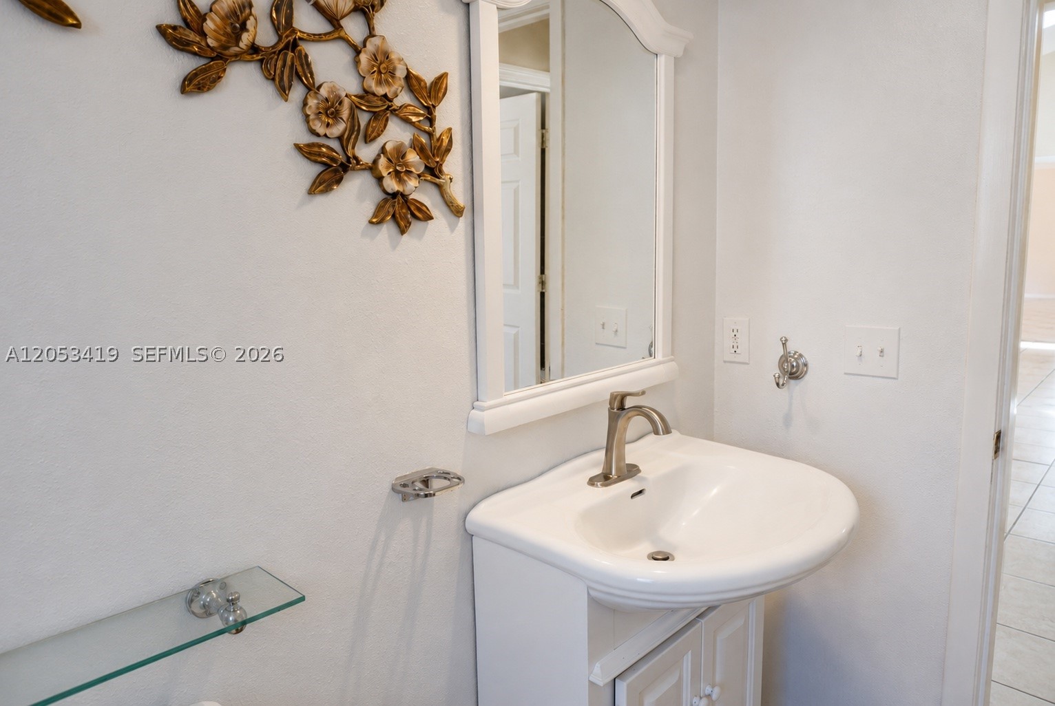 HAINES LAKE ESTATES - Residential