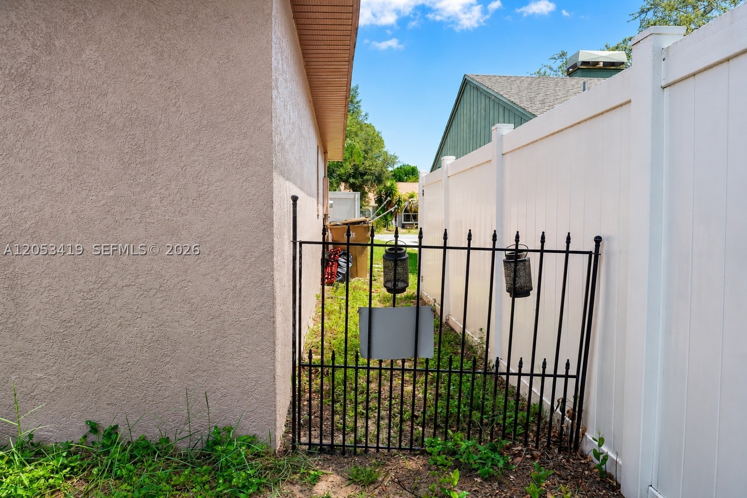 HAINES LAKE ESTATES - Residential